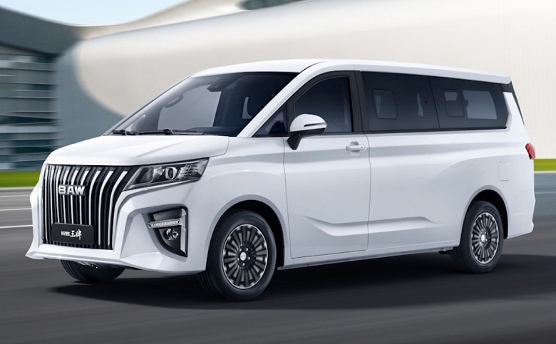 На российском рынке минивэнов недорогое пополнение &mdash; от 2,5 млн рублей: названы цены на BAW MPV