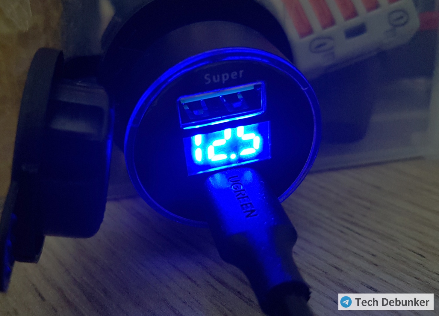 всегда 12,5 В