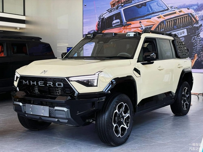 687 л.с., полный привод, отличные внедорожные способности и запас хода до 1300 км — очень дешево. «Китайский Hummer» M-Hero M817 стал хитом: 10 000 предзаказов за час - 1 687 л.с., полный привод, отличные внедорожные способности и запас хода до 1300 км — очень дешево. «Китайский Hummer» M-Hero M817 стал хитом: 10 000 предзаказов за час