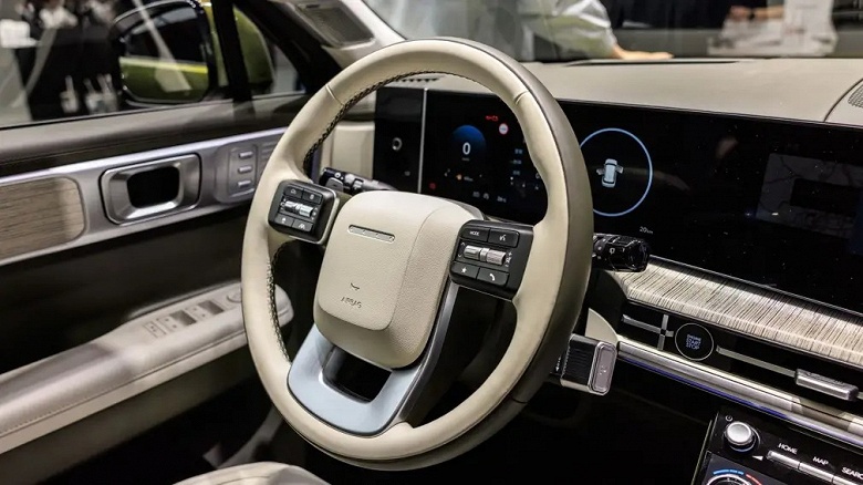 Hyundai отказывается от &laquo;роботов&raquo; ради классического &laquo;автомата&raquo; не только в Santa Fe, но и в Santa Cruz