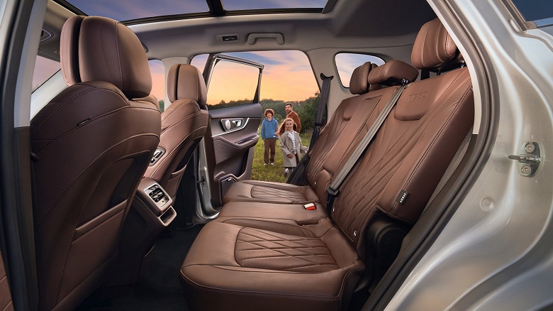 Эти российские машины заменят Chery? Вывески Tenet появились в дилерских центрах Chery - 1 Эти российские машины заменят Chery? Вывески Tenet появились в дилерских центрах Chery