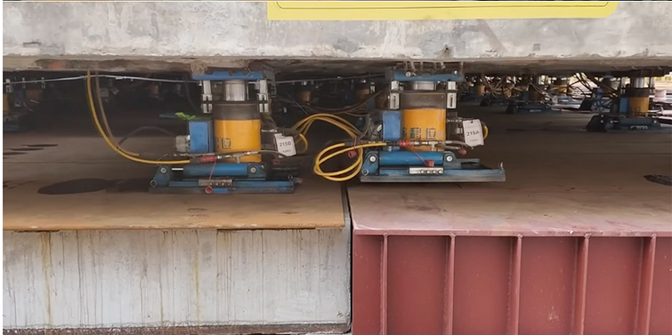 В Китае переместили квартал роботами, построили подземную парковку и вернули все обратно - 4 В Китае переместили квартал роботами, построили подземную парковку и вернули все обратно - 4