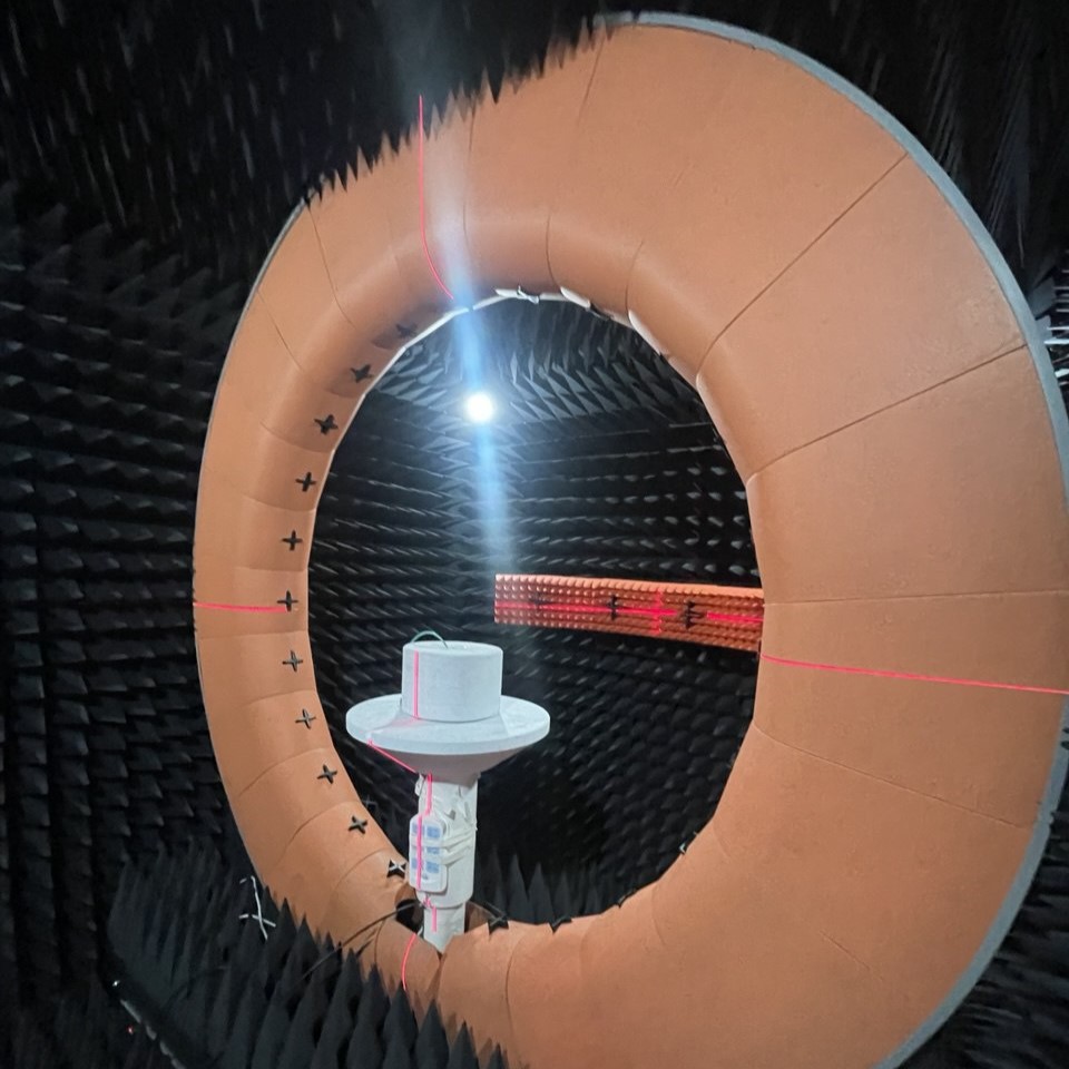 Испытания на TIS (Total Isotropic Sensitivity, общая изотропная чувствительность) Wi-Fi