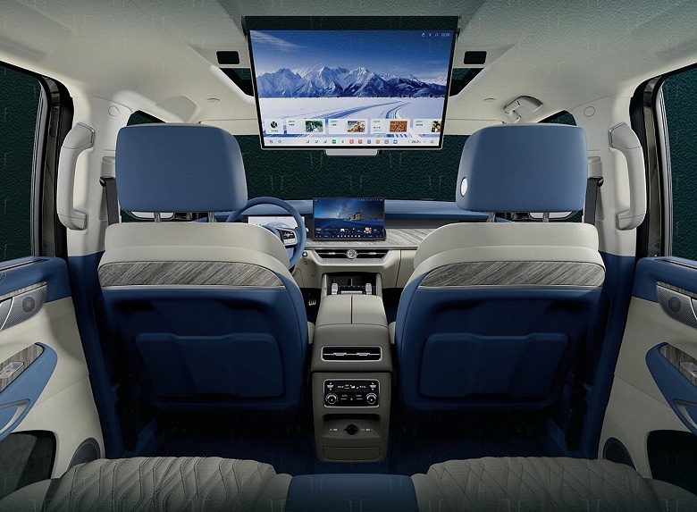 Дорого-богато: Tank 500 сильно поменялся, внедорожник получил премиальный интерьер и систему Coffee Pilot Ultra