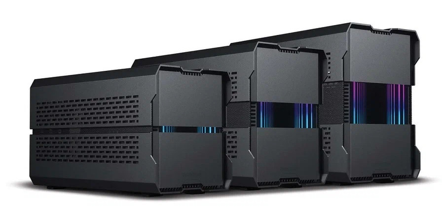 Три варианта корпуса.