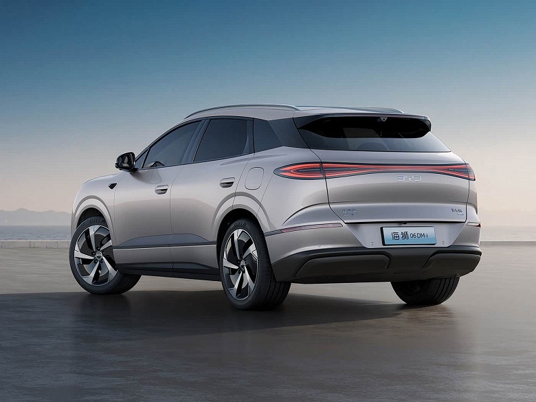 У Geely Monjaro появился сильный конкурент. Представлен BYD Sea Lion 06: не самый мощный кроссовер, но зато дешевый, очень комфортный и с запасом хода 1670 км - 5 У Geely Monjaro появился сильный конкурент. Представлен BYD Sea Lion 06: не самый мощный кроссовер, но зато дешевый, очень комфортный и с запасом хода 1670 км