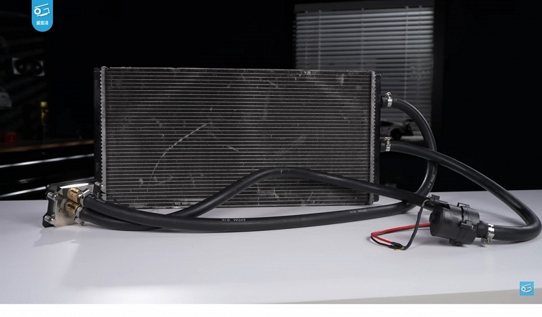 Даже блок питания не выдержал: радиатор BMW M4 использовали для охлаждения и разгона 96-ядерного AMD Threadripper Pro 9995WX