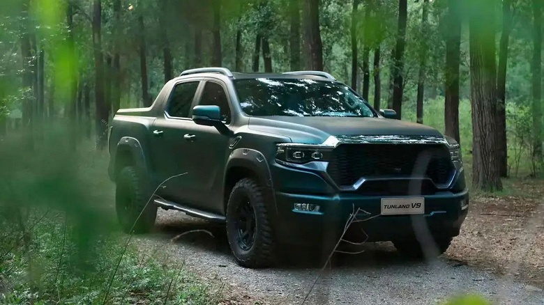 Рама, полный привод, тяговитый турбодизель и официальная гарантия 3 года или 100 000 км. В России продана вся стартовая партия огромных внедорожников Foton Tunland V9 - 1 Рама, полный привод, тяговитый турбодизель и официальная гарантия 3 года или 100 000 км. В России продана вся стартовая партия огромных внедорожников Foton Tunland V9