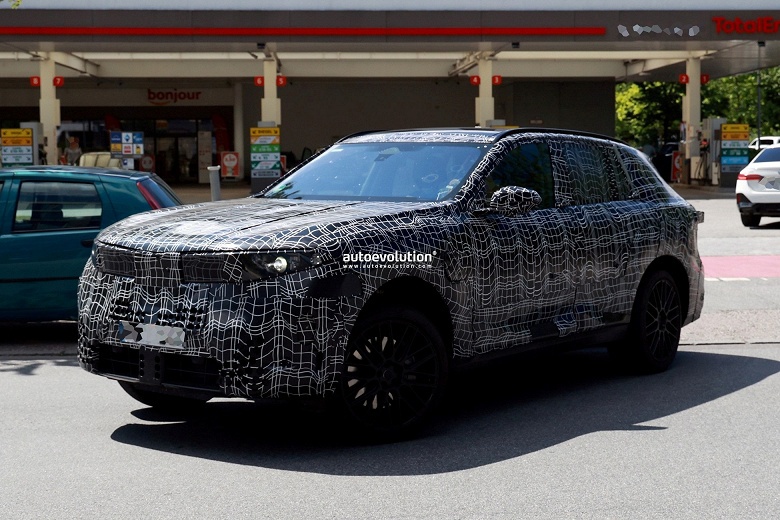 «Акулий нос», панорамный экран и никакого iDrive. Новый BMW X5 2027 будет совершенно не похож на нынешний - 2 «Акулий нос», панорамный экран и никакого iDrive. Новый BMW X5 2027 будет совершенно не похож на нынешний