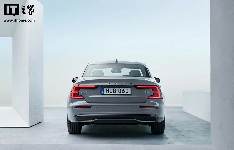 Представлен Volvo S60 2026: продажи уже начались