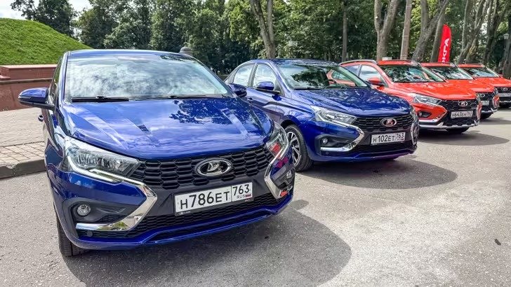 Lada Iskra получила полностью оригинальную переднюю подвеску, клиренс кросс-универсала составляет «кроссоверные» 200 мм - 1 Lada Iskra получила полностью оригинальную переднюю подвеску, клиренс кросс-универсала составляет «кроссоверные» 200 мм