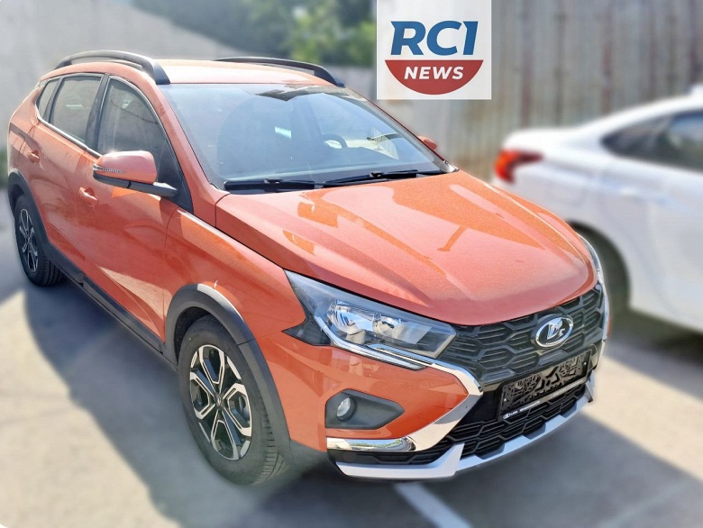 Товарную Lada Iskra SW Cross в топовом оснащении Techno с клиренсом 200 мм показали со всех сторон