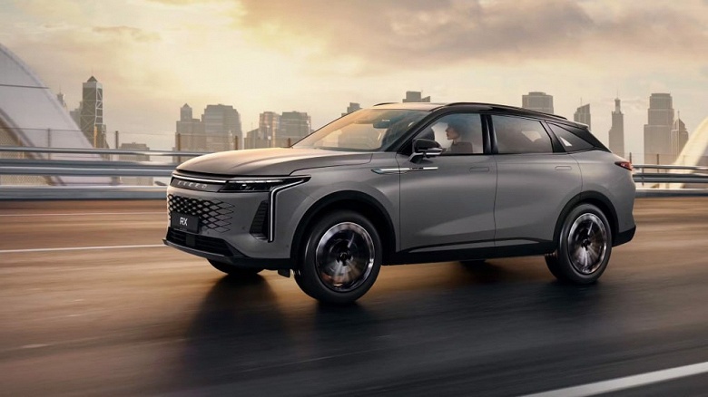 Exeed RX 2025 с полноценным 8-ступенчатым автоматом Aisin представлен в Казахстане. Объявлены цены