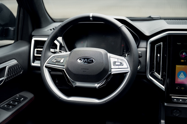 Мотор другой, а цена та же: подробности о дизельном JAC T9 TDi