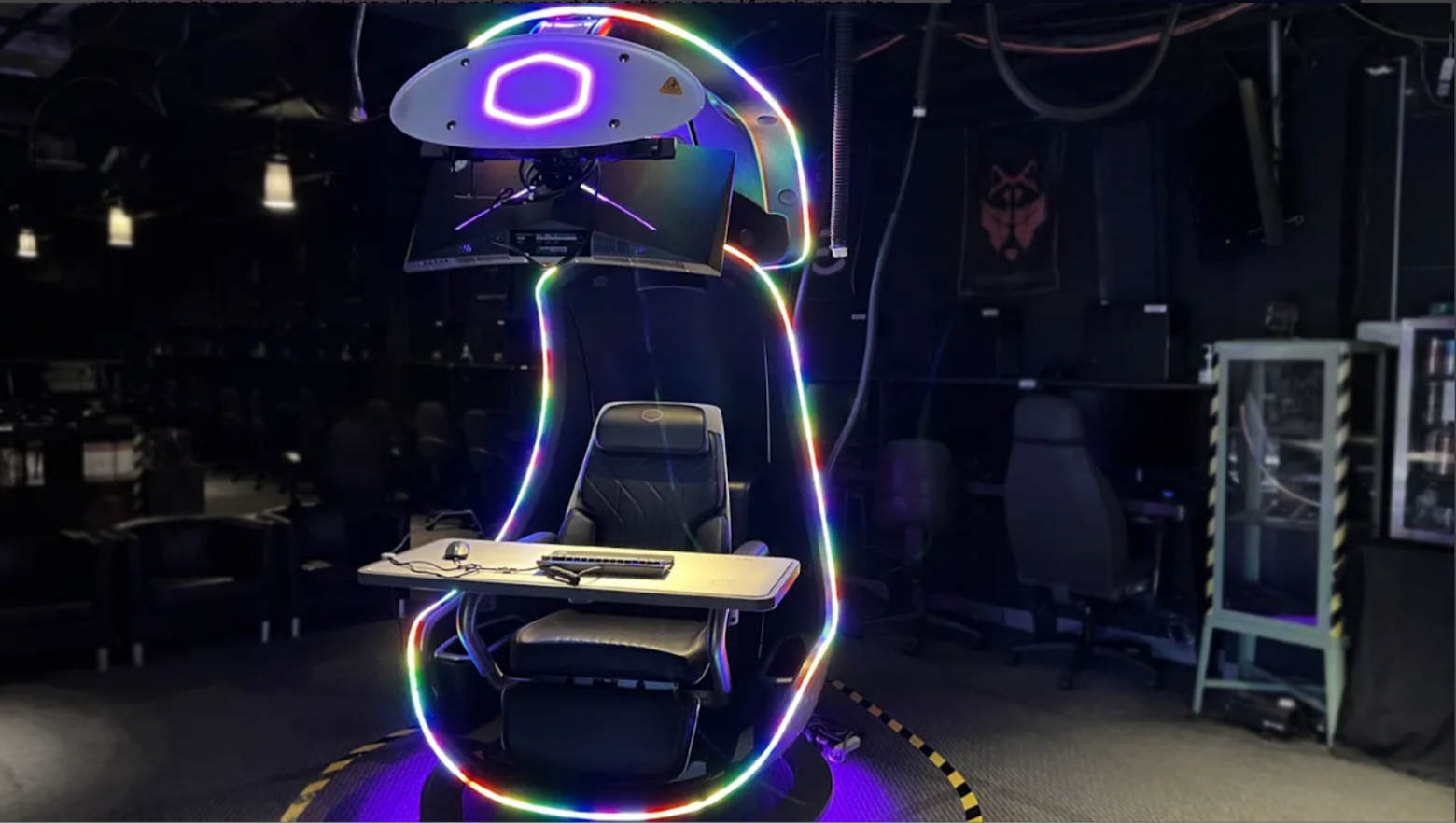 Вес конструкции — 343 кг, габариты в сантиметрах — 180х188х209. Стоимость — более $15 000