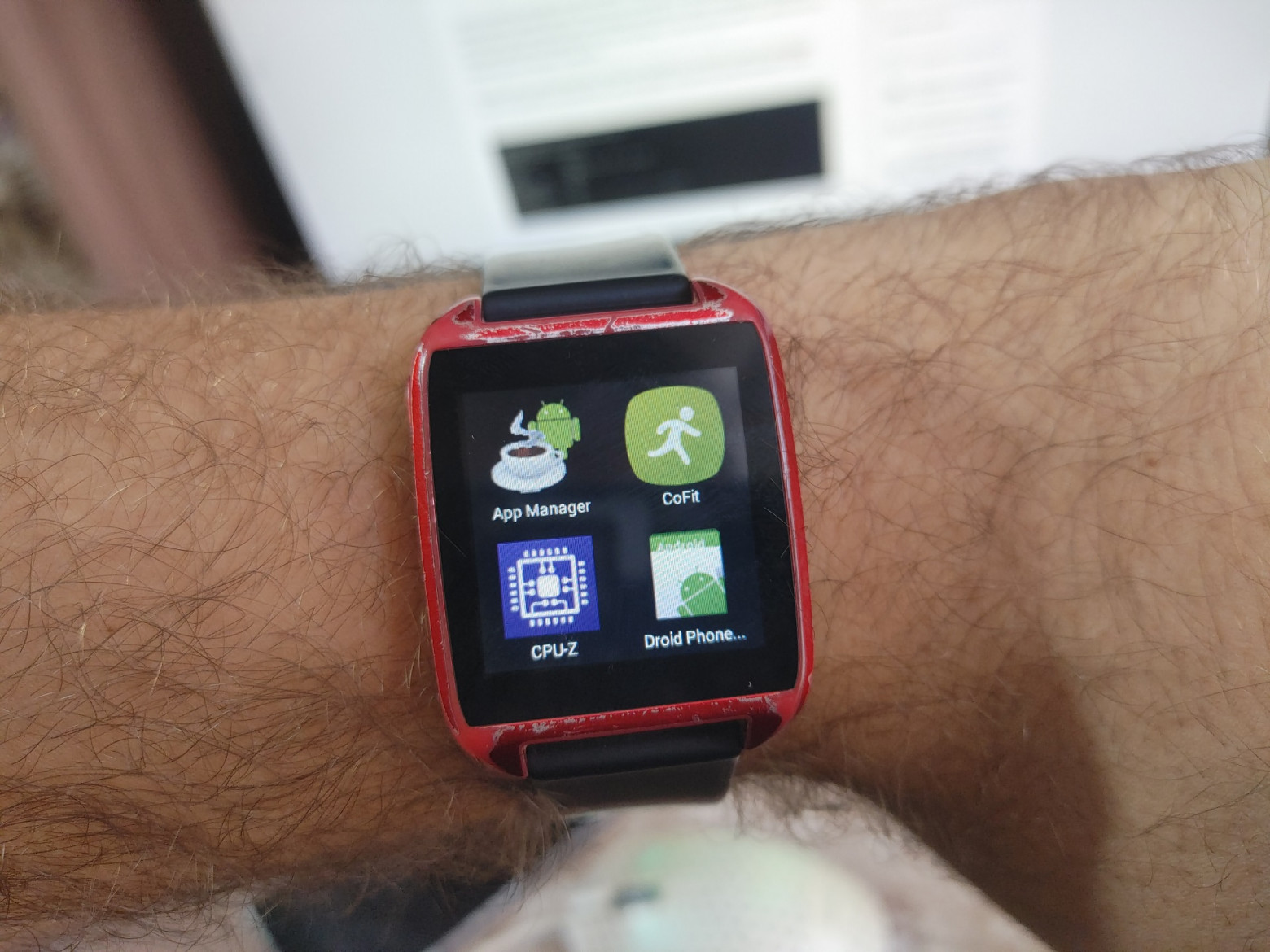 Гиковские «часики»: уникальный гаджет с MIPS-процессором и Android на борту - 13 Гиковские «часики»: уникальный гаджет с MIPS-процессором и Android на борту - 13