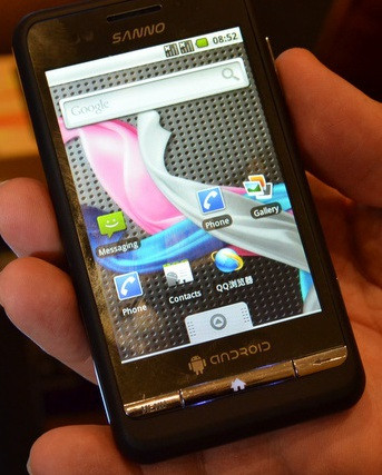 Прототип с выставки 2011 года. Хотели бы такой гаджет в коллекцию?