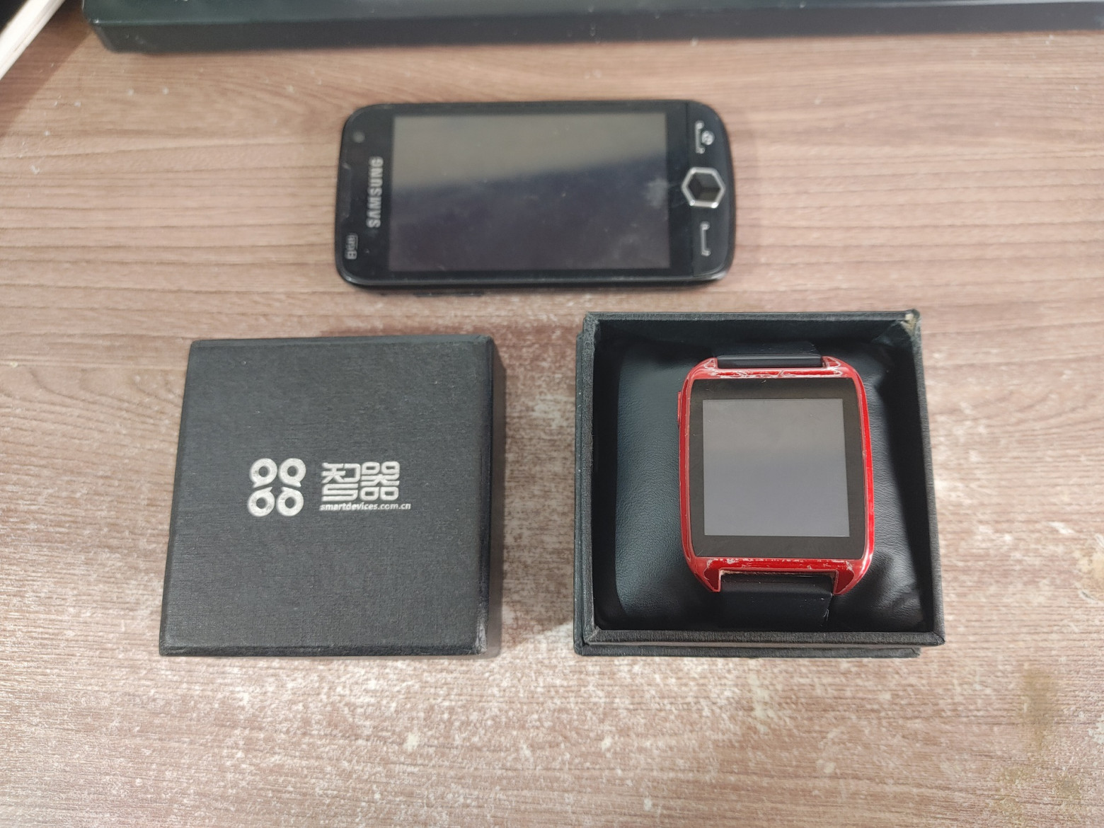 Гиковские «часики»: уникальный гаджет с MIPS-процессором и Android на борту - 6 Гиковские «часики»: уникальный гаджет с MIPS-процессором и Android на борту - 6