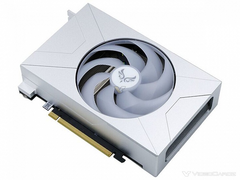 Видеокарта с алюминиевым корпусом СО, вырезанным на станке с ЧПУ. Zephyr представила GeForce RTX 5060 Ti Sakura Snow X