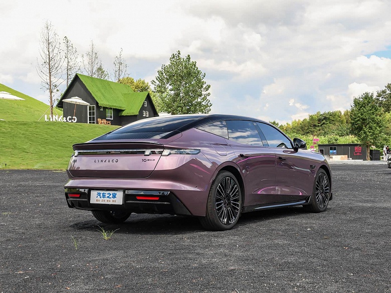 530 л.с., полный привод и лидар — всего 192 тыс. юаней (2,13 млн рублей). Представлен Lynk & Co 10 EM-P — очень чуткий автомобиль от суббренда Geely - 2 530 л.с., полный привод и лидар — всего 192 тыс. юаней (2,13 млн рублей). Представлен Lynk & Co 10 EM-P — очень чуткий автомобиль от суббренда Geely