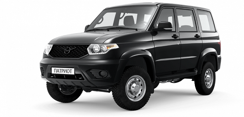 «Раздался страшный хруст»: новый УАЗ «Патриот» сломался через 20 км после покупки - 1 «Раздался страшный хруст»: новый УАЗ «Патриот» сломался через 20 км после покупки