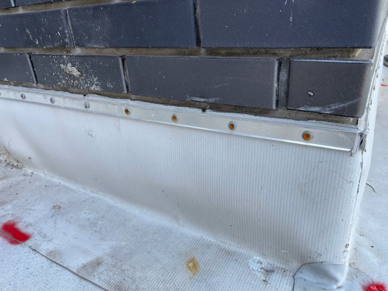 Как я нашел 2,4 млн ₽ на крыше, но достанутся они не мне - 4 Как я нашел 2,4 млн ₽ на крыше, но достанутся они не мне - 4