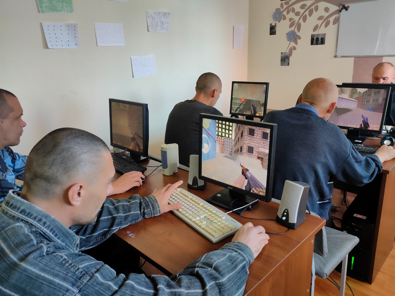 Турнир по CS 1.6