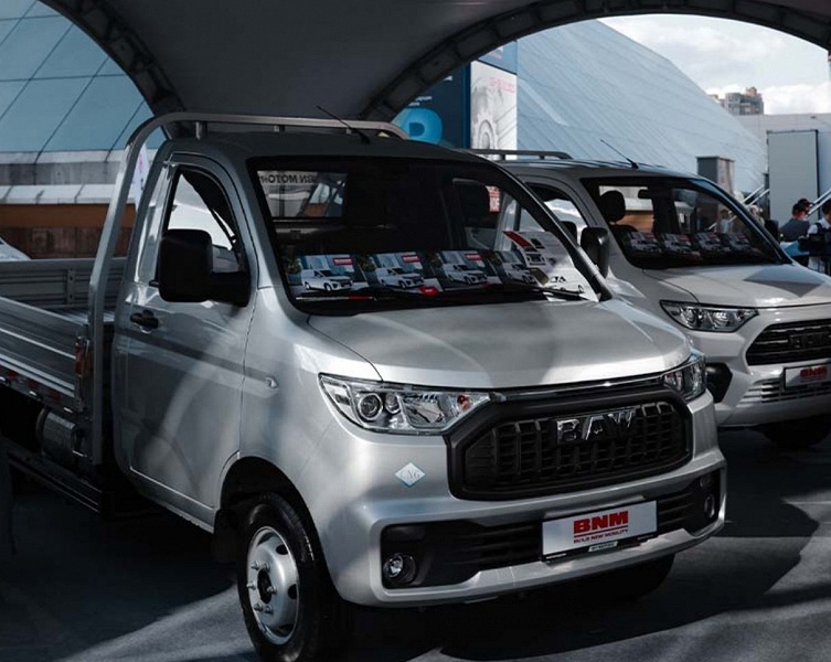 «Рынок сейчас мертвый». В России прекратился выпуск фургонов BNM - 1 «Рынок сейчас мертвый». В России прекратился выпуск фургонов BNM