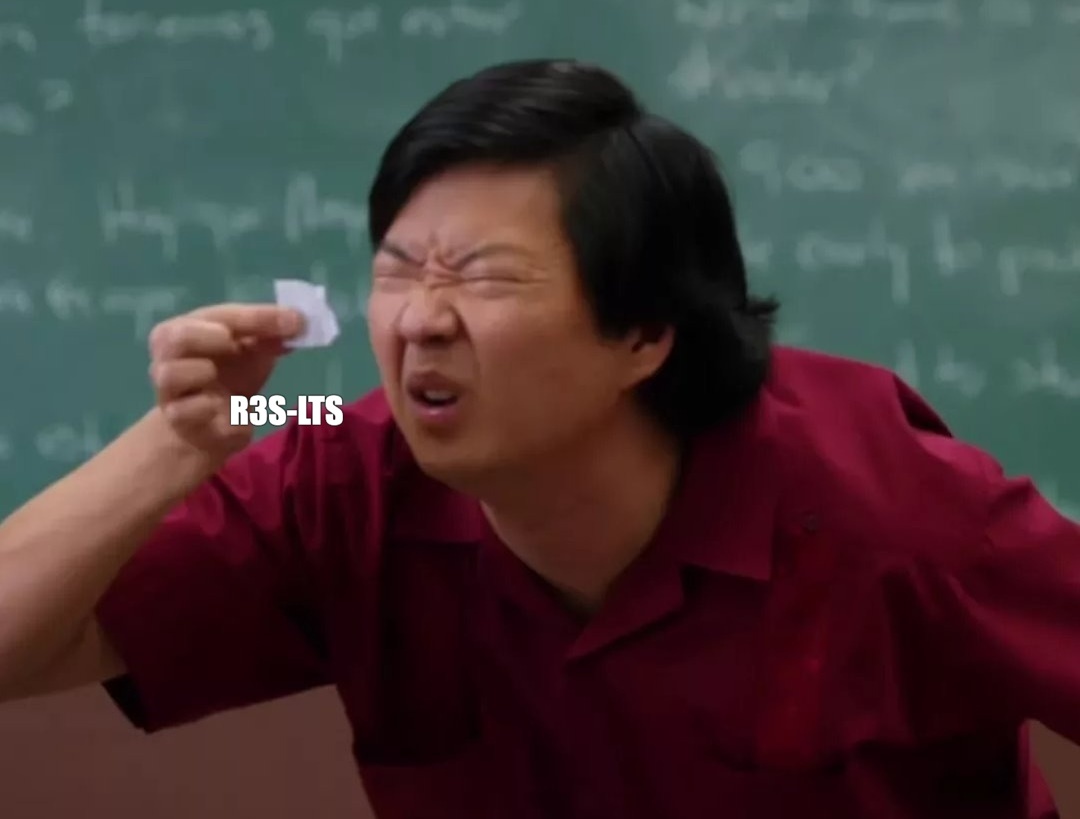 Такой маленький, что еще попробуй разгляди