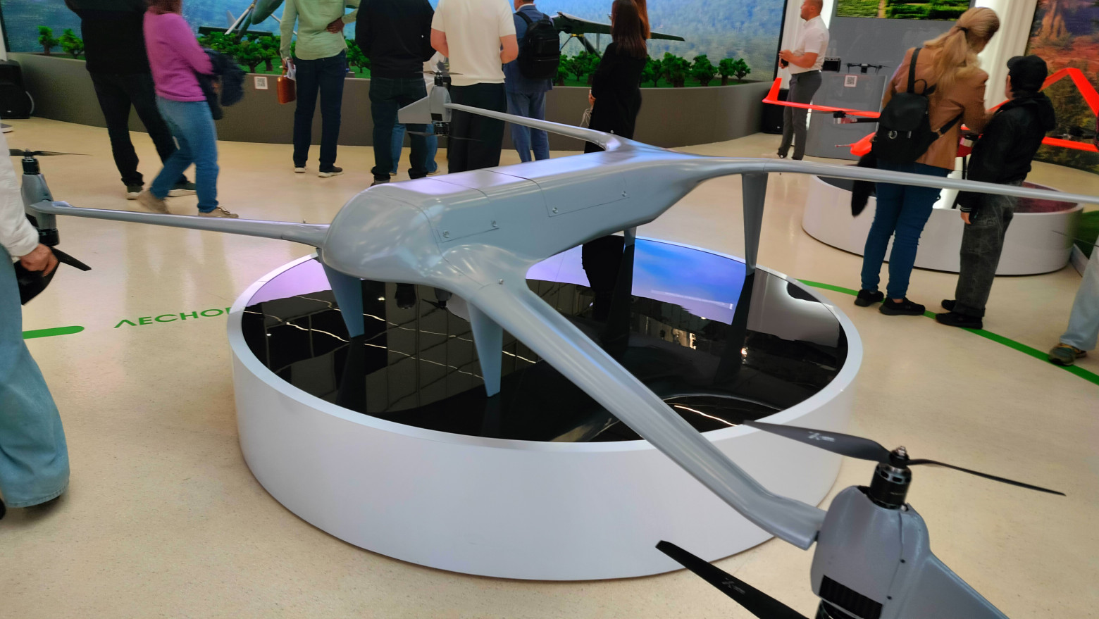 Дрон для мониторинга лесов