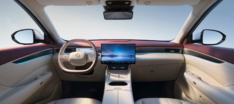 Запас хода 2245,3 км, расход 2,4 л на 100 км, 355 л.с., холодильник, DeepSeek и автопилот за 18 100 долларов. Представлен кроссовер Dongfeng Aeolus L8 - 1 Запас хода 2245,3 км, расход 2,4 л на 100 км, 355 л.с., холодильник, DeepSeek и автопилот за 18 100 долларов. Представлен кроссовер Dongfeng Aeolus L8