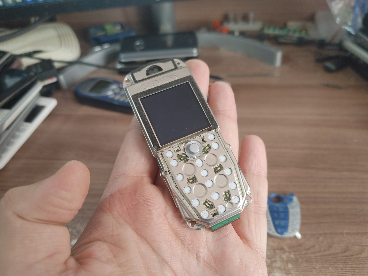 Устройства, которые мы потеряли: Как Siemens C65 стал культовым гиковским гаджетом - 12 Устройства, которые мы потеряли: Как Siemens C65 стал культовым гиковским гаджетом - 12