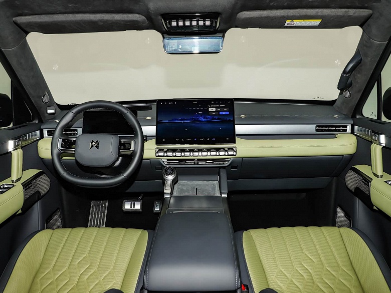 Land Cruiser Prado, подвинься. Представлен крутой рамный внедорожник Mengshi M817: 686 л.с., полный привод, холодильник, 1300 км на баке бензина и передовой автопилот &mdash; недорого