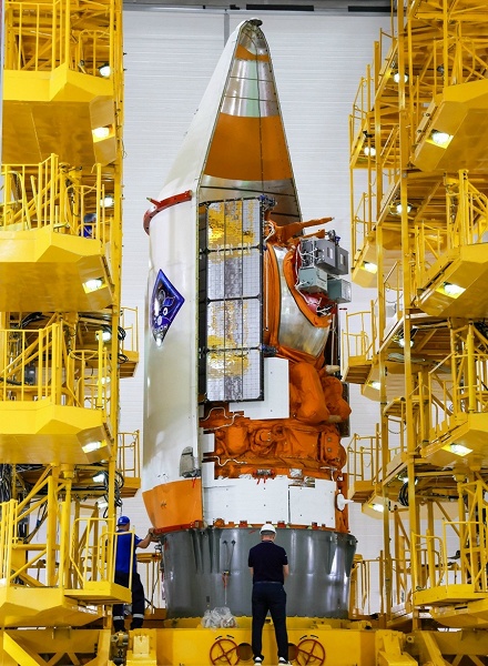 Биоспутник &laquo;Бион-М&raquo; №2 с мышами и мухами продолжают готовить к запуску: собрана космическая головная часть