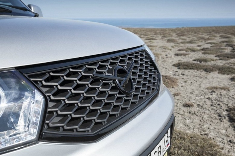 Внедорожники УАЗ получат улучшенный мотор