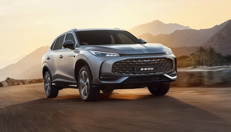 Рассекречен совершенно новый &laquo;Москвич&raquo;: &laquo;Москвич M70&raquo; получит мощный 2,0-литровый мотор и 9-ступенчатый &laquo;автомат&raquo;