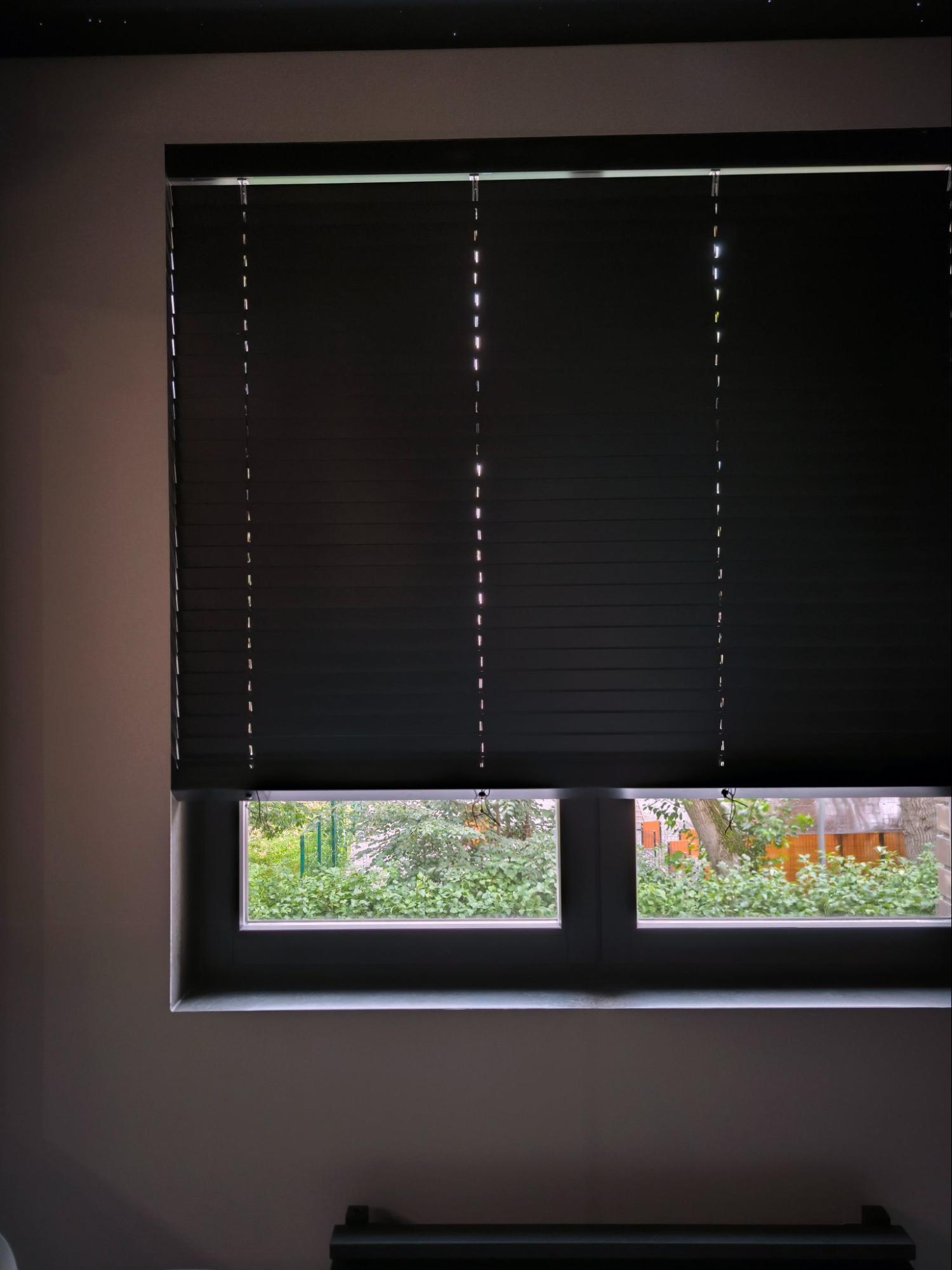 Немного откроем жалюзи