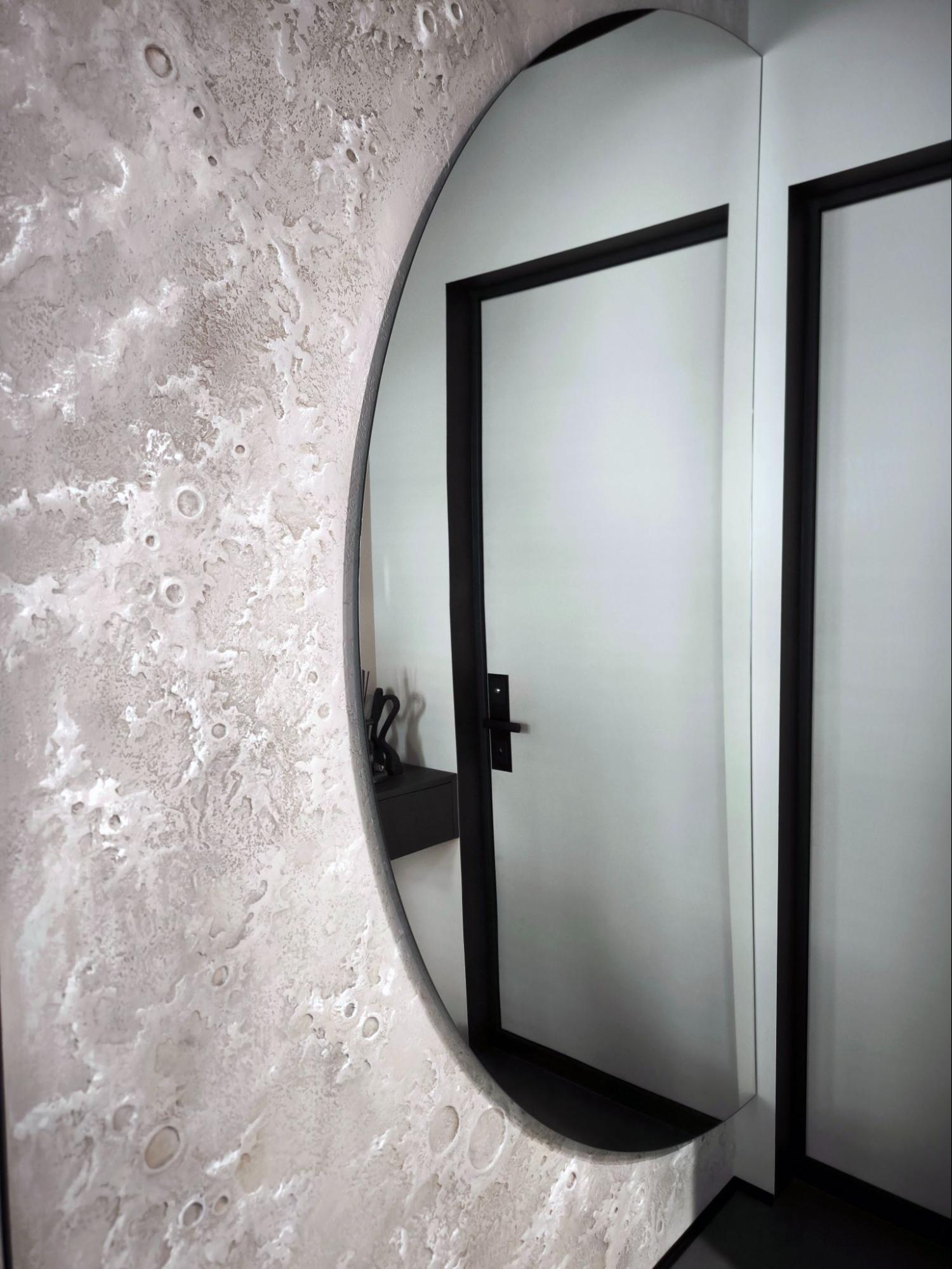 Зеркало в прихожей