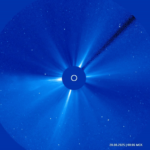 Рекордный протуберанец, выброшенный Солнцем, улетел на 40 миллионов километров: видео