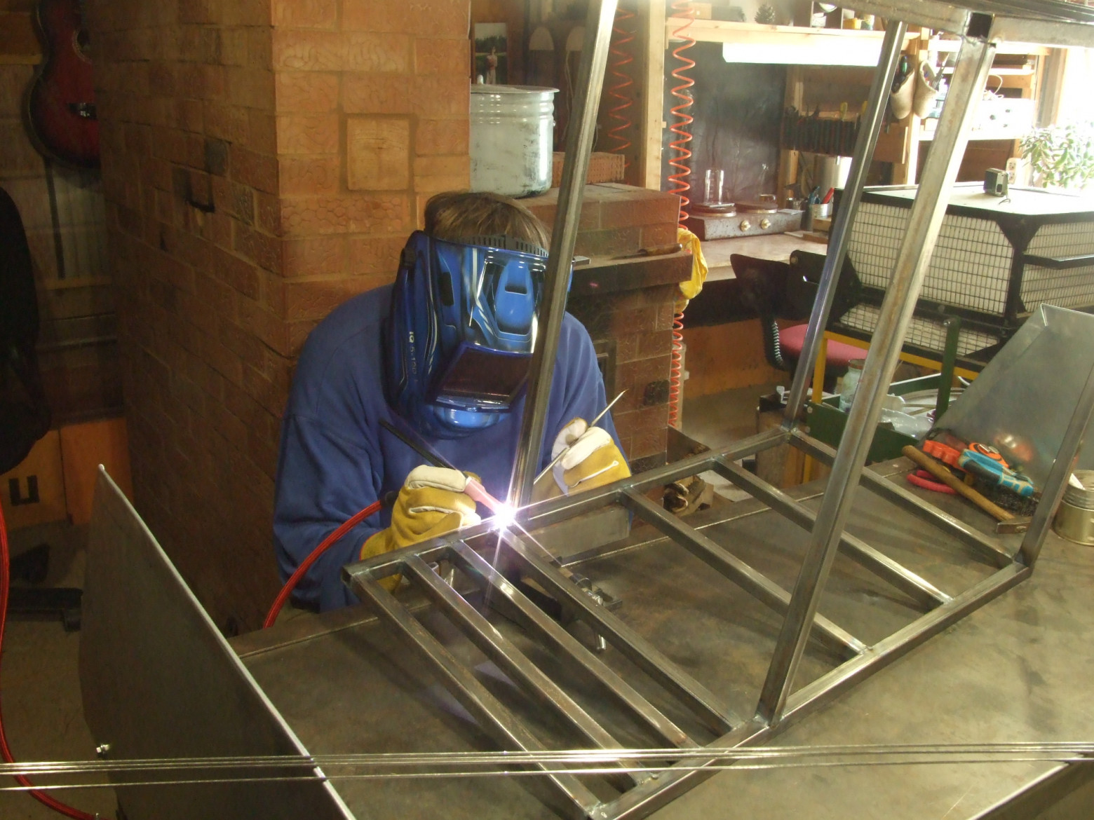 Фото 5.6. Соединил верхнюю и нижнюю платформу стойками