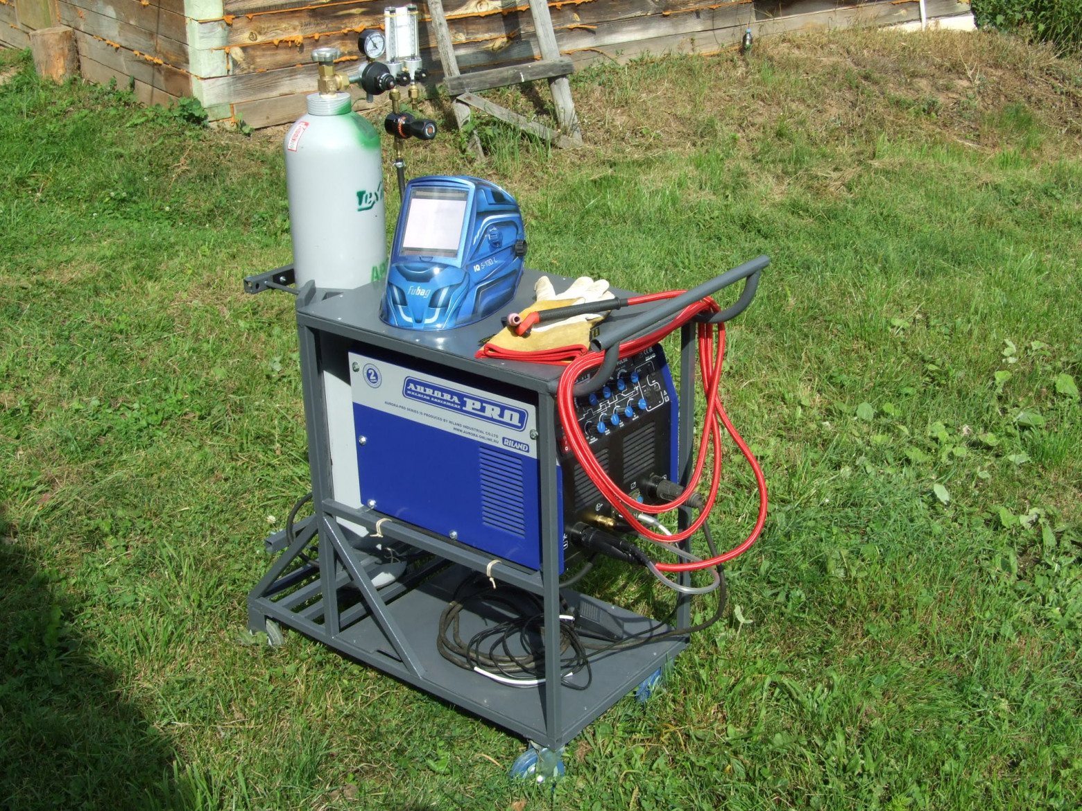 Фото 5.14. Сварочная установка в сборе на вольном выпасе