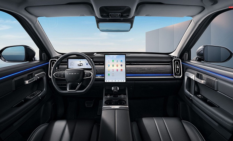 В Россию приедет &laquo;Range Rover Evoque для бедных&raquo;. Это будет новый Jaecoo J7 с &laquo;лицом&raquo; Range Rover Evoque и другим мотором