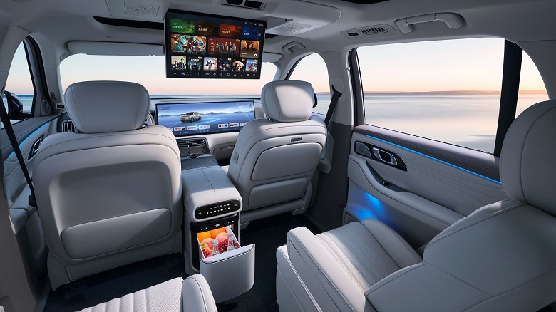 Мощный гибридный внедорожник &mdash; за копейки. Представлен 6-местный Geely Galaxy M9, он готов отправить Li Auto на свалку истории