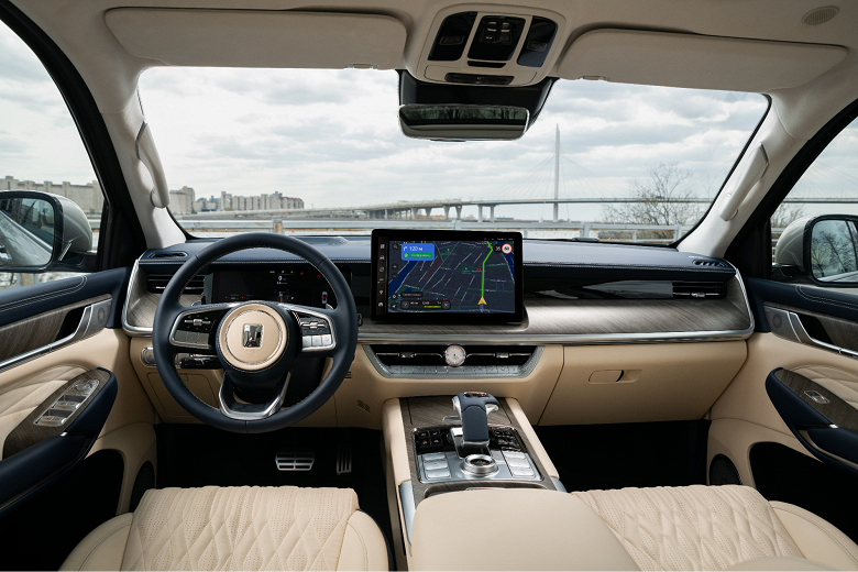 &laquo;Навигатор&raquo;, &laquo;Музыка&raquo; и &laquo;Книги&raquo;: сервисы &laquo;Яндекс Авто&raquo; появились в новом Tank 500