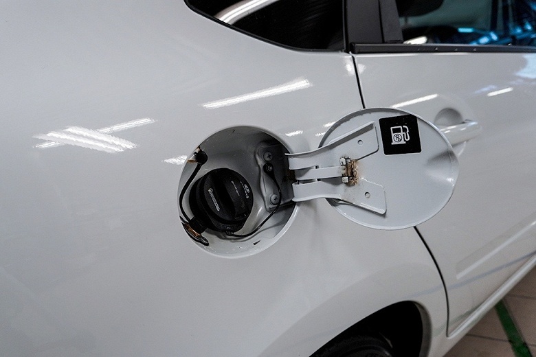 Представлена новая Lada Granta: фото предсерийного образца седана, который работает на пропане