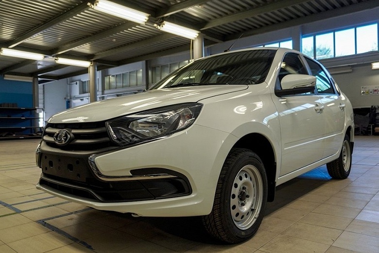 Представлена новая Lada Granta: фото предсерийного образца седана, который работает на пропане