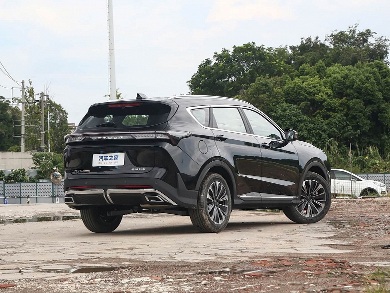 Просторный кроссовер с пожизненной гарантией за копейки. Новый Jetour X70 Plus 2026 оценили всего в 93,9 тыс. юаней (1 млн рублей) - 2 Просторный кроссовер с пожизненной гарантией за копейки. Новый Jetour X70 Plus 2026 оценили всего в 93,9 тыс. юаней (1 млн рублей)