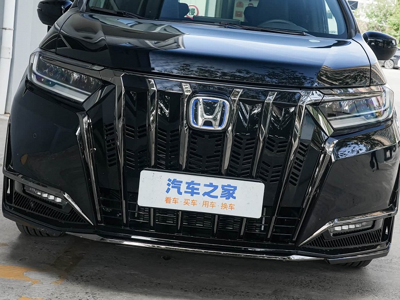 Эта Honda готова подвинуть Toyota Alhard. Представлен обновленный минивэн Honda Elysion с суперкомфортными креслами — всего 249,8 тыс. юаней (2,82 млн рублей) - 1 Эта Honda готова подвинуть Toyota Alhard. Представлен обновленный минивэн Honda Elysion с суперкомфортными креслами — всего 249,8 тыс. юаней (2,82 млн рублей)
