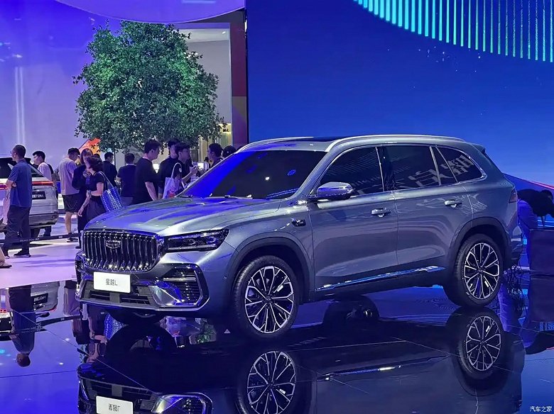 Представлен Geely Monjaro 2025: более мощный мотор, улучшенная адаптивная подвеска и более современный автопилот - 2 Представлен Geely Monjaro 2025: более мощный мотор, улучшенная адаптивная подвеска и более современный автопилот