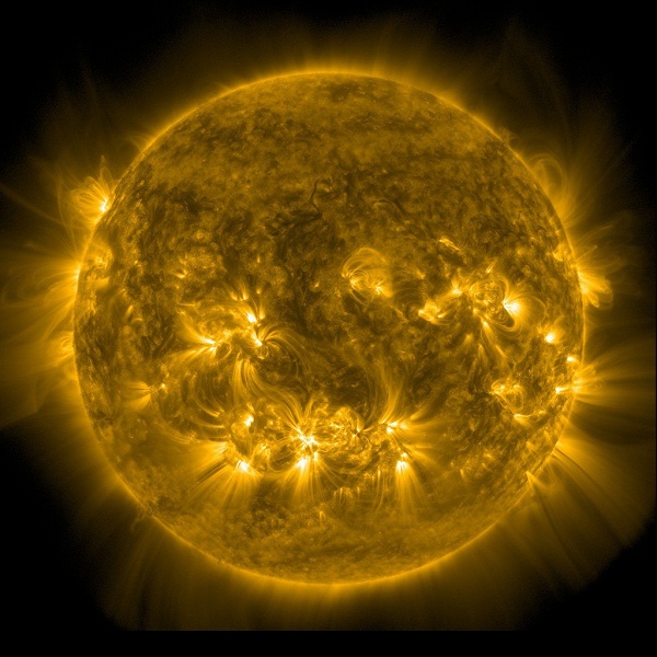 Землю накроет солнечная плазма со скоростью 900 км с: сильные магнитные бури ожидаются 1-2 сентября - 1 Землю накроет солнечная плазма со скоростью 900 км/с: сильные магнитные бури ожидаются 1-2 сентября